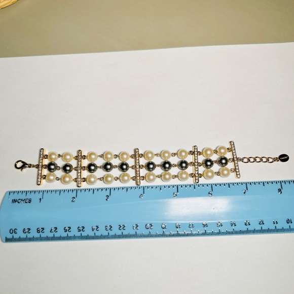 Nancy Nelson Gray and White Faux Pearl Crystal Bracelet Triple Strand - Picture 9 of 15